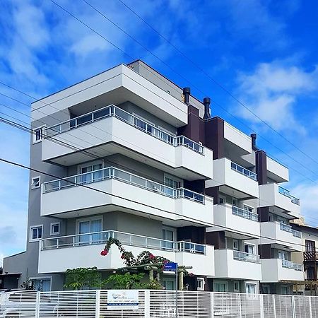 봄비나스 Costa Do Sol Residencial 아파트 외부 사진